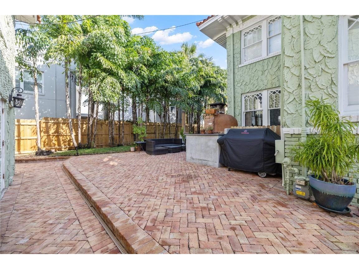 1311 Beach Drive NE Saint Petersburg FL 33701 TB8437792 image36