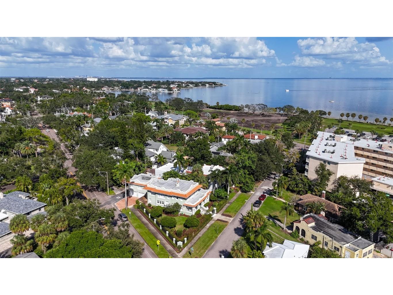 1311 Beach Drive NE Saint Petersburg FL 33701 TB8437792 image9