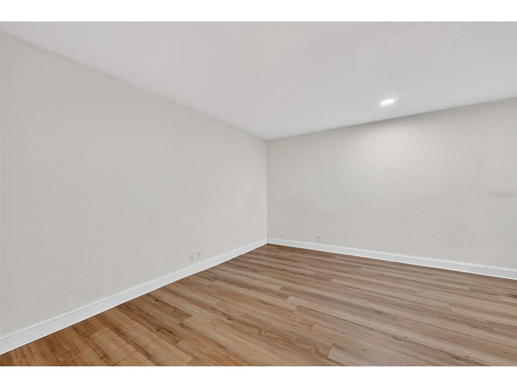 1311 E Caracas Street Tampa FL 33603 TB8471276 image15