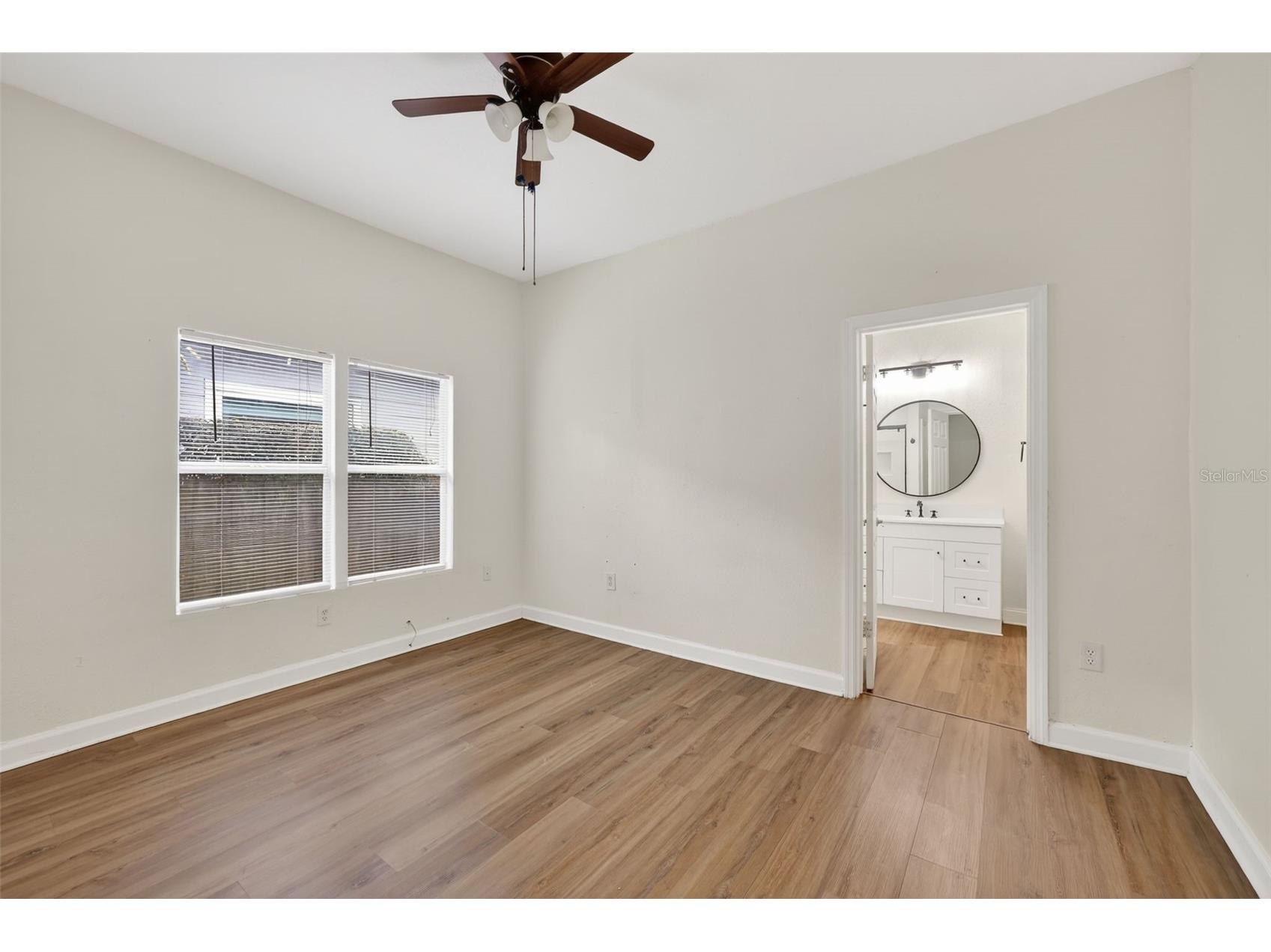 1311 E Caracas Street Tampa FL 33603 TB8471276 image22