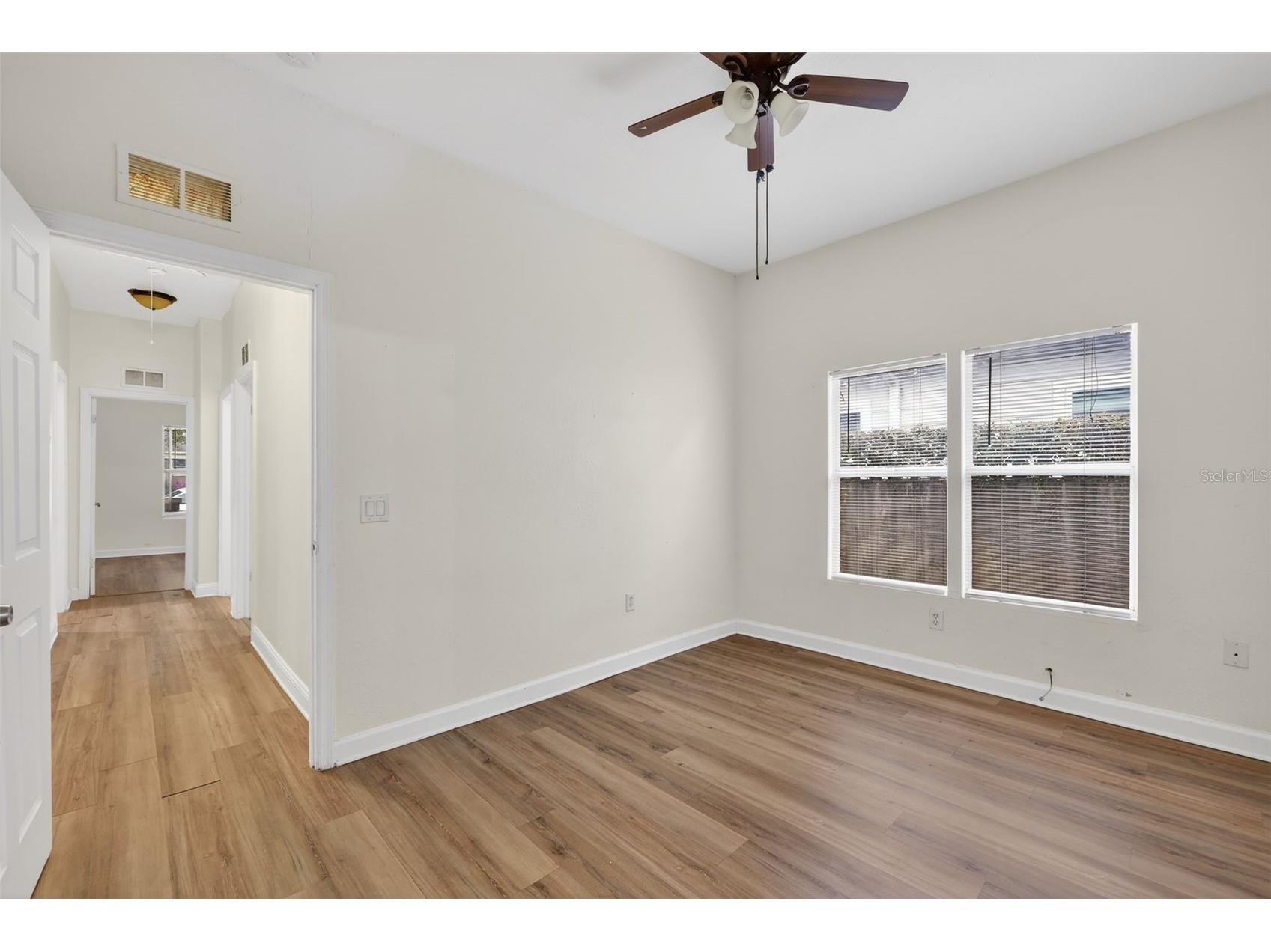 1311 E Caracas Street Tampa FL 33603 TB8471276 image25