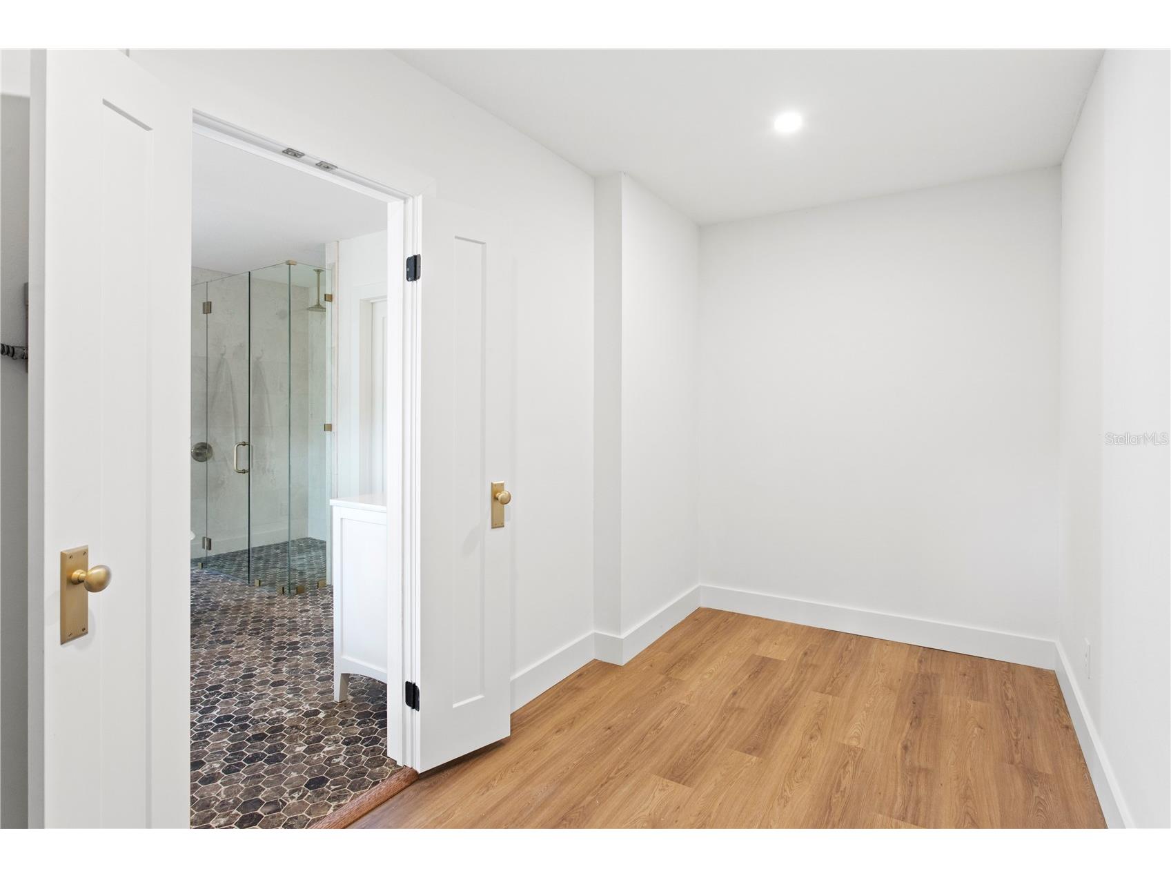 1311 E Park Circle Tampa FL 33604 TB8513055 image17
