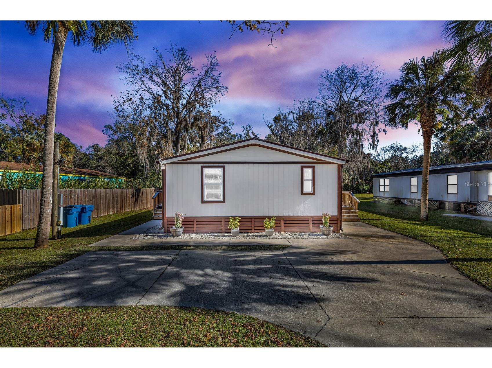 1311 Elizabeth Street New Smyrna Beach FL 32168 O6375068 image1