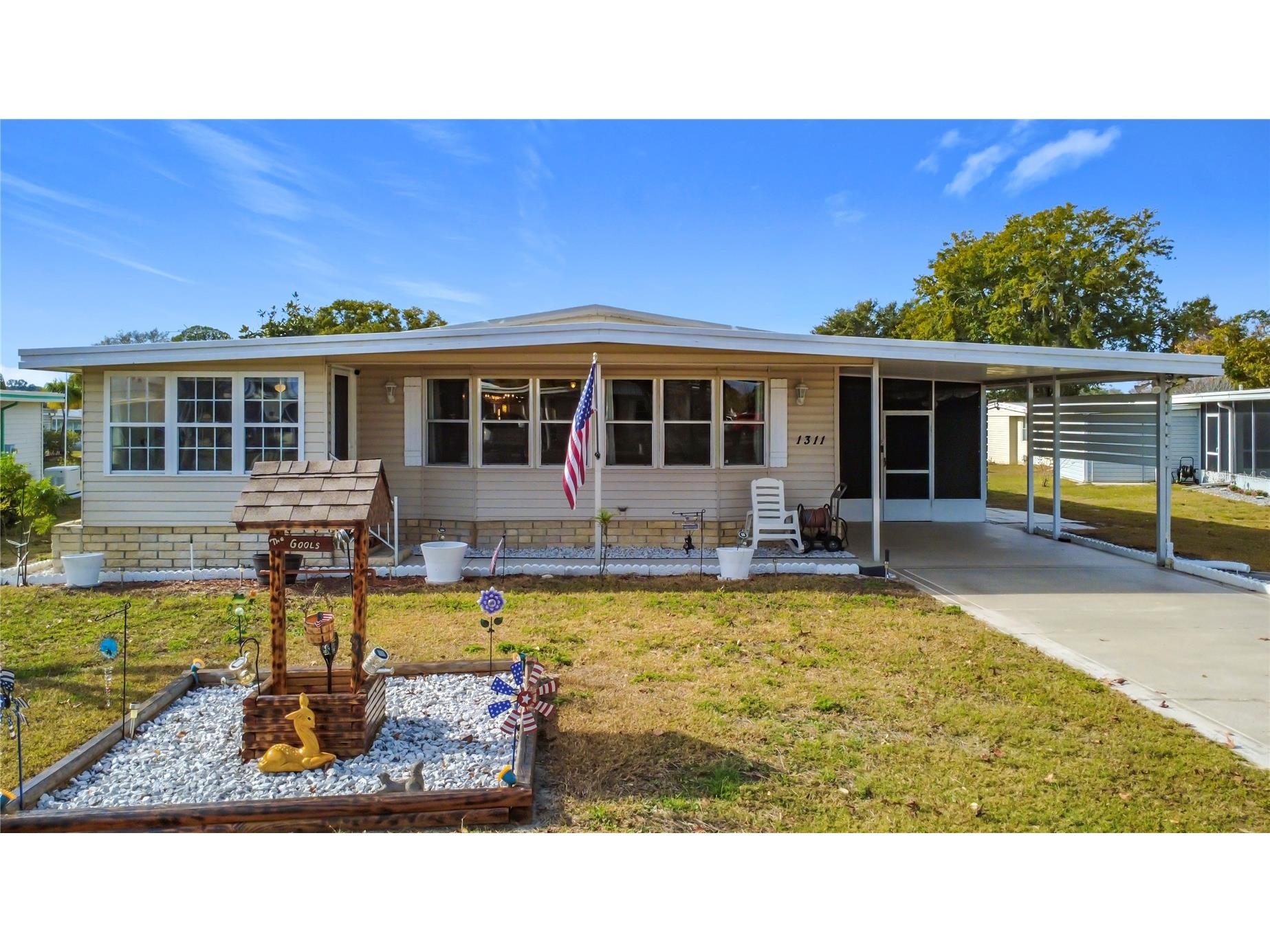 1311 Mohawk Circle Tavares FL 32778 G5107218 image1