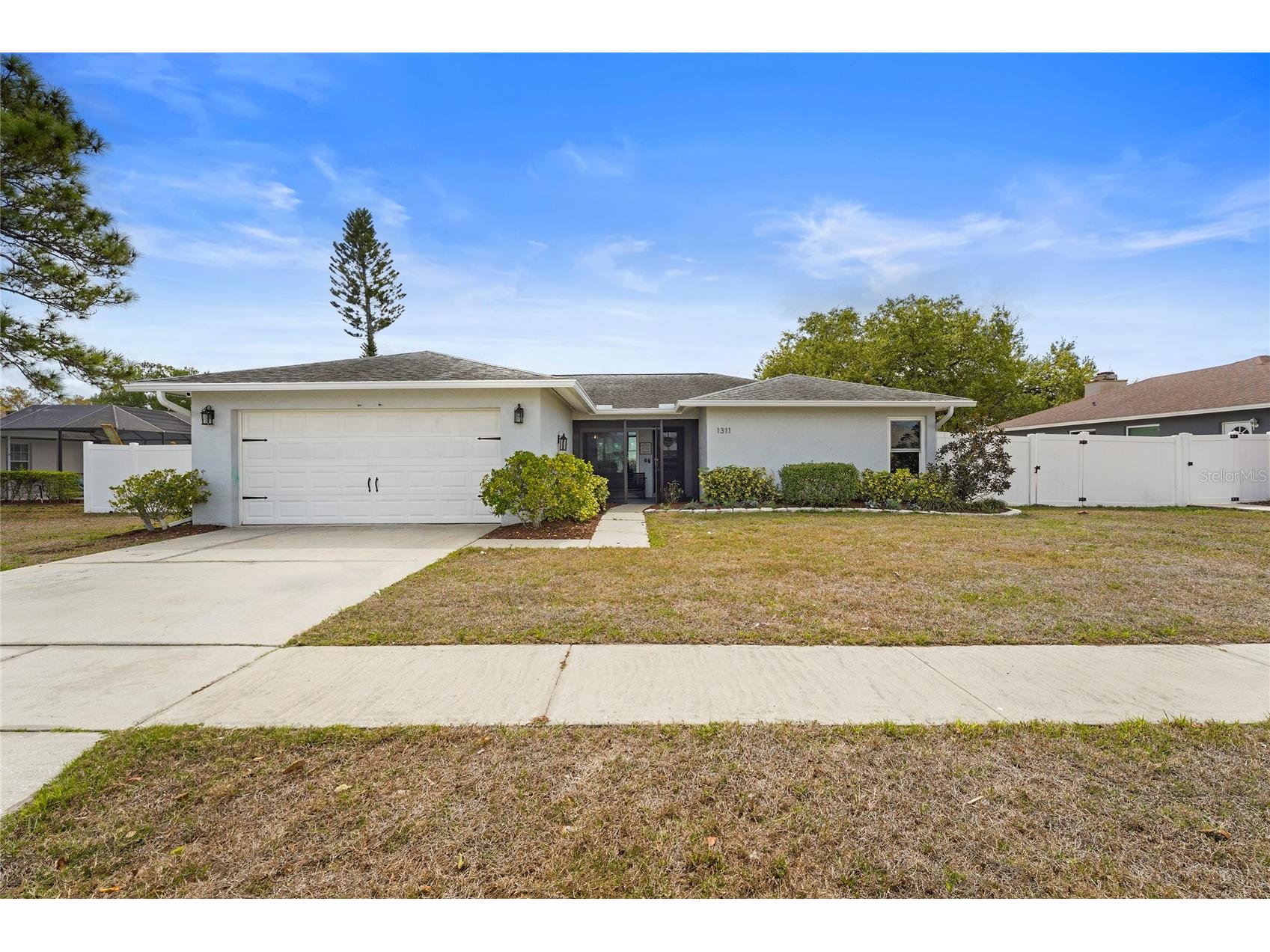 1311 Palmwood Drive Sarasota FL 34232 A4683658 image1