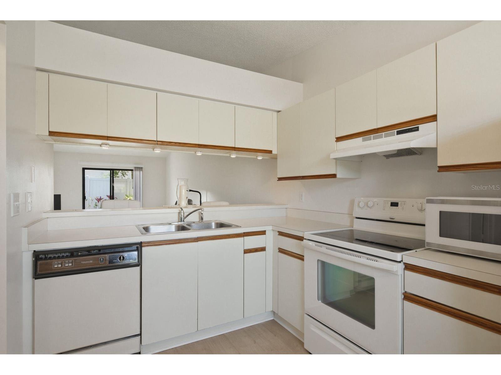 1311 Powderpuff Drive #1004 Dunedin FL 34698 TB8494617 image13