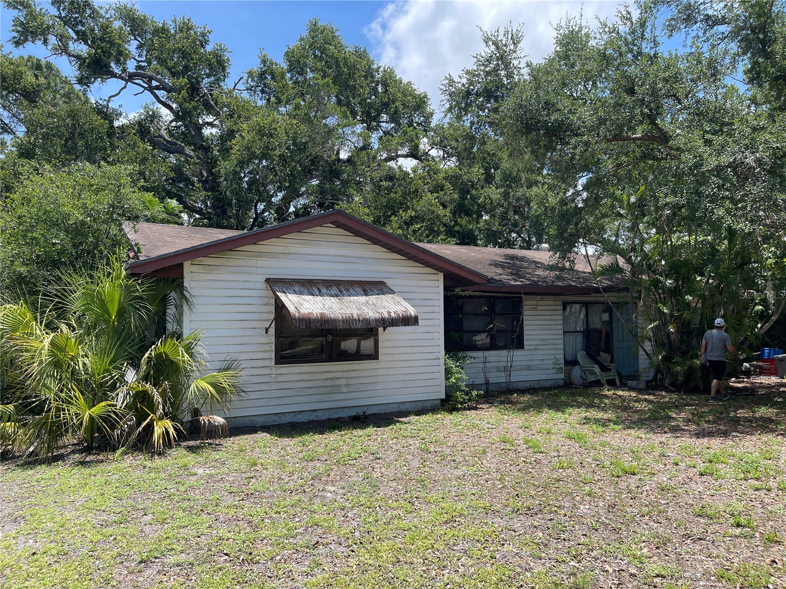 1311 S Brink Avenue Sarasota FL 34239 A4698328 image1