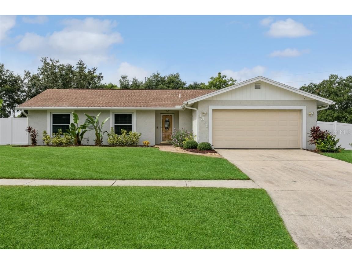 1311 Sandalwood Drive Plant City FL 33563 T3484253 image1