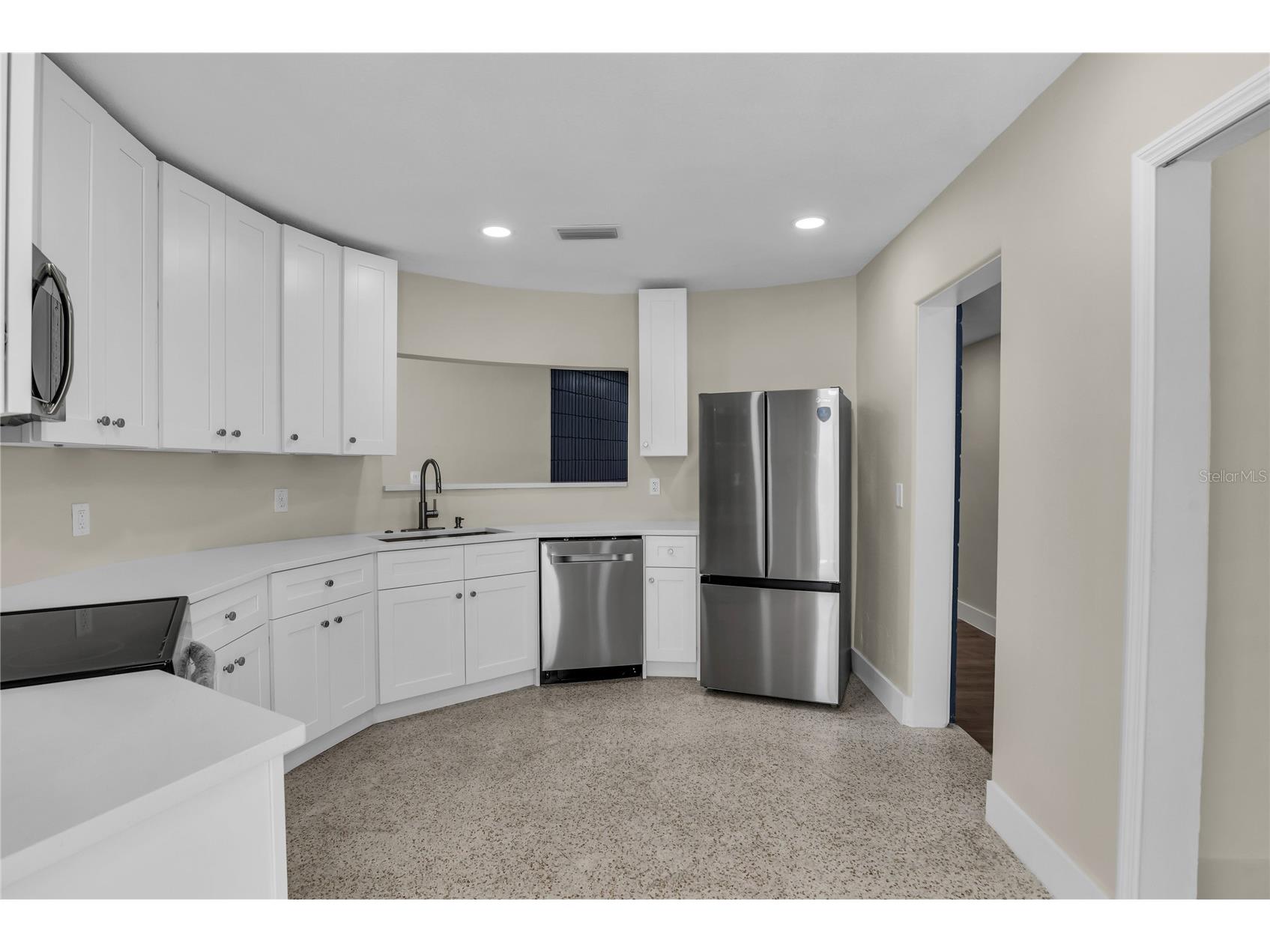 1311 Silverstone Avenue Orlando FL 32806 O6371705 image10