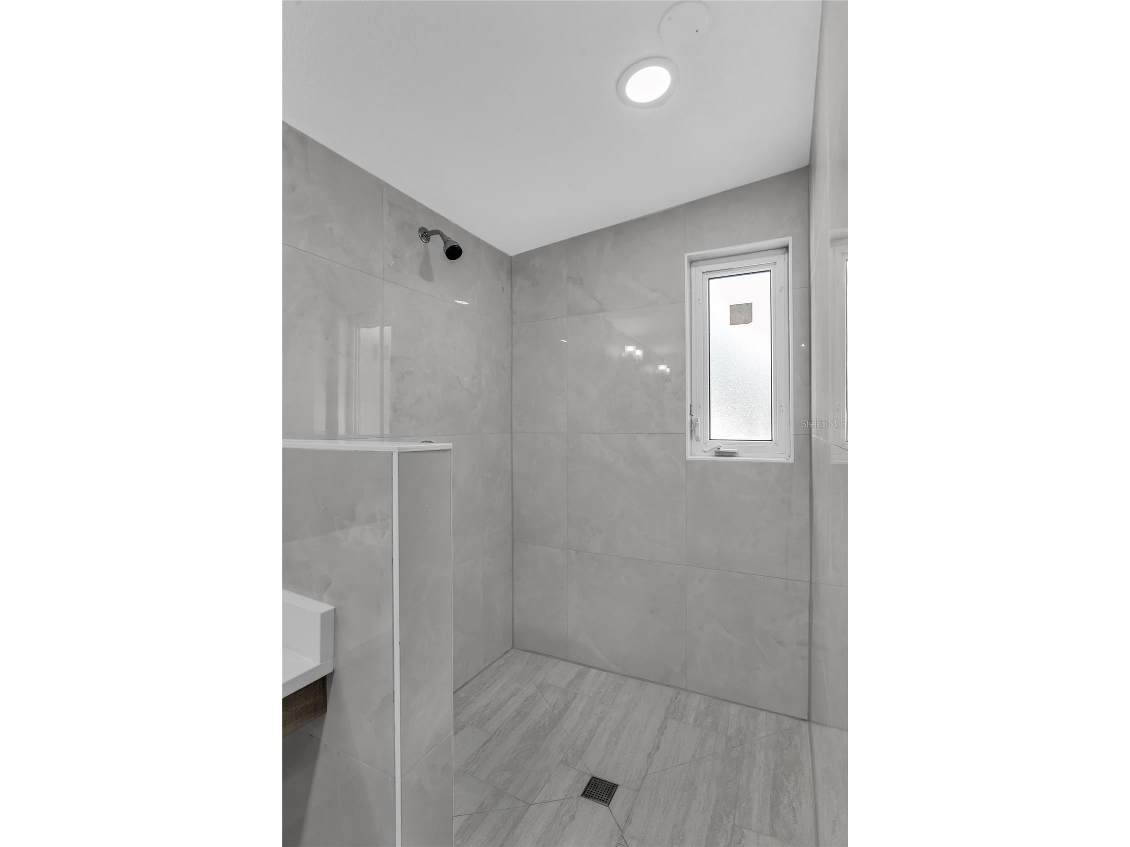 1311 Silverstone Avenue Orlando FL 32806 O6371705 image17