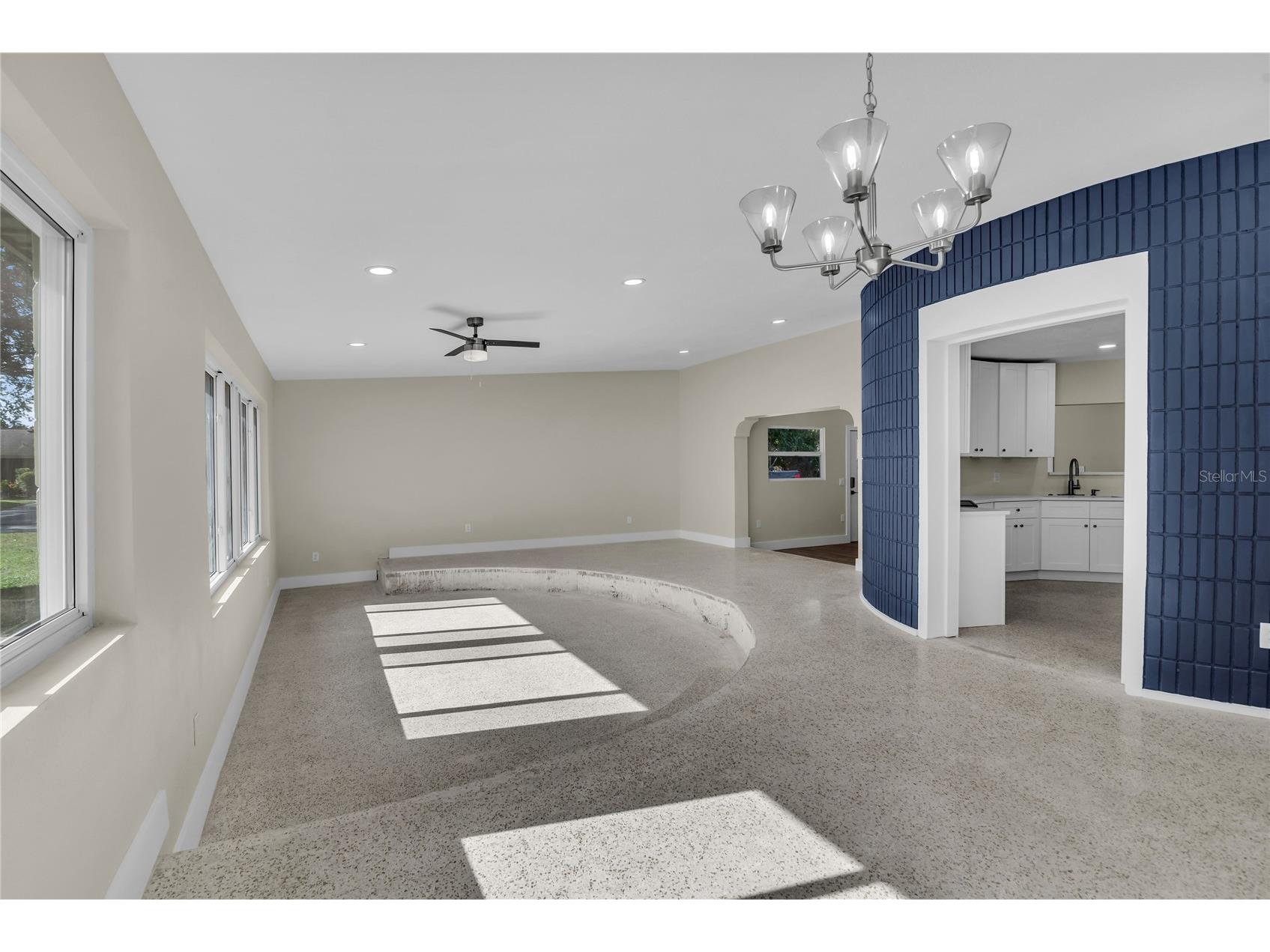 1311 Silverstone Avenue Orlando FL 32806 O6371705 image4