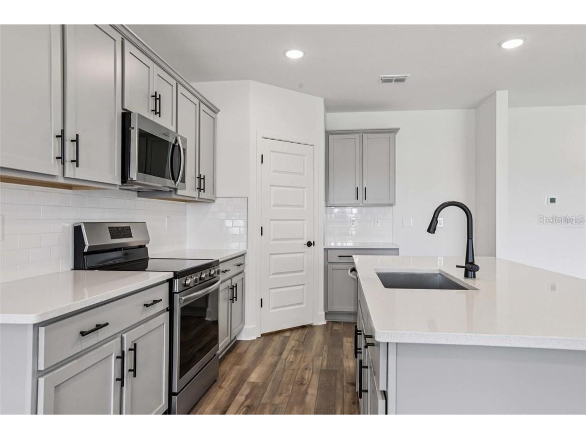 13112 Siam Drive Spring Hill FL 34609 W7880854 image20