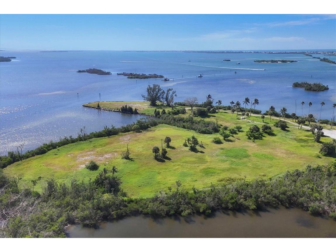 13113 Gasparilla Road #403 Placida FL 33946 - GASPARILLA SOUND D6144439 image4