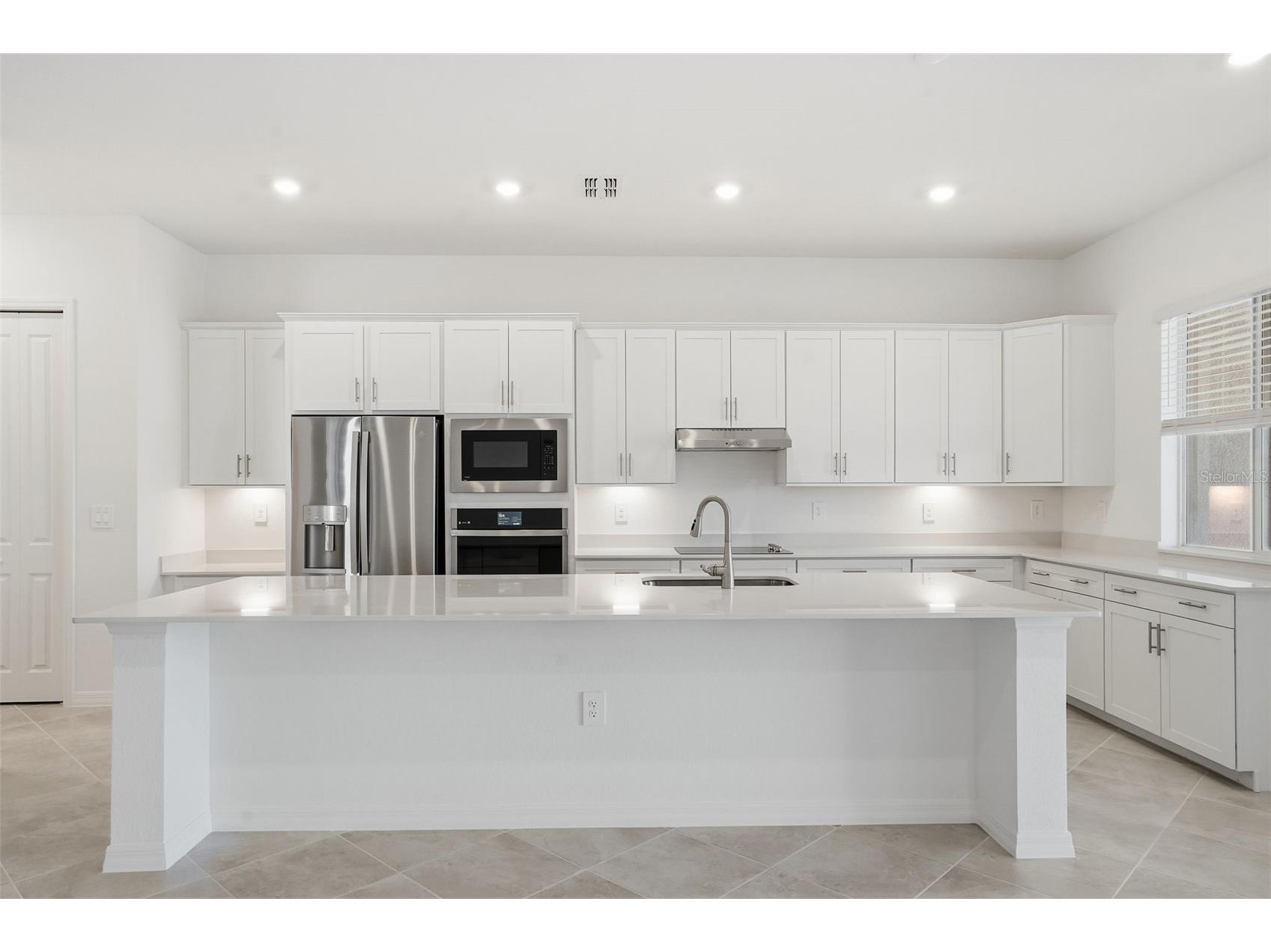 13116 Tulum Loop Venice FL 34293 TB8495272 image12