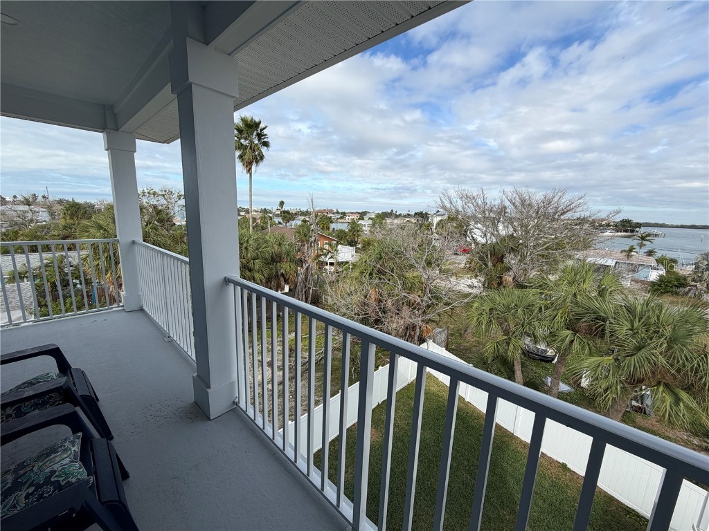 13117 4th Street E Madeira Beach FL 33708 TB8454971 image8