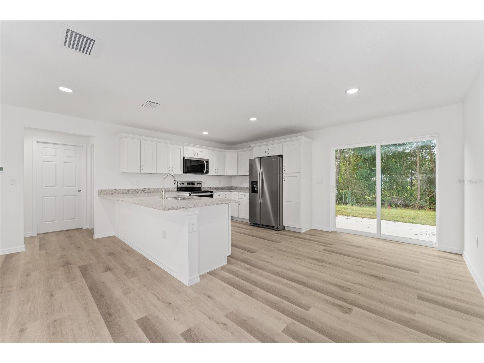 13119 NE 7th Loop Silver Springs FL 34488 OM716270 image17