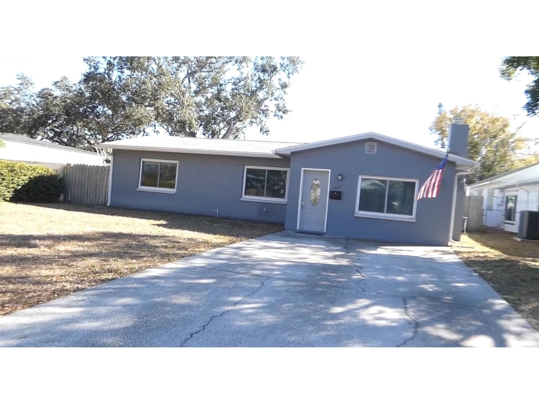 1312 57th Avenue N Saint Petersburg FL 33703 W7882891 image1