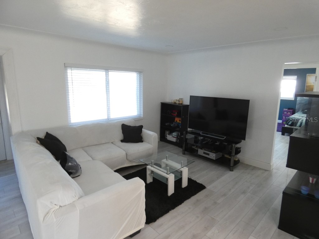 1312 57th Avenue N Saint Petersburg FL 33703 W7882891 image14