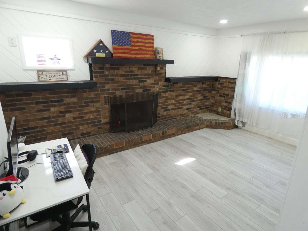 1312 57th Avenue N Saint Petersburg FL 33703 W7882891 image4