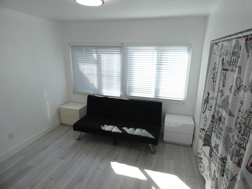 1312 57th Avenue N Saint Petersburg FL 33703 W7882891 image6