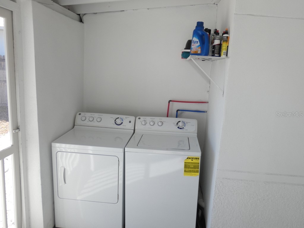 1312 57th Avenue N Saint Petersburg FL 33703 W7882891 image9