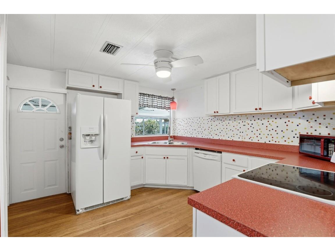 1312 Apache Circle Tavares FL 32778 O6363669 image12