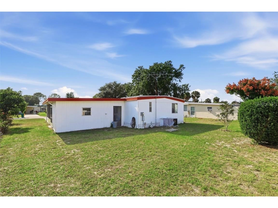 1312 Apache Circle Tavares FL 32778 O6363669 image26