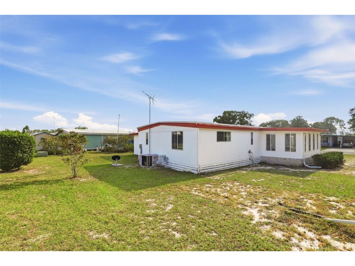 1312 Apache Circle Tavares FL 32778 O6363669 image28