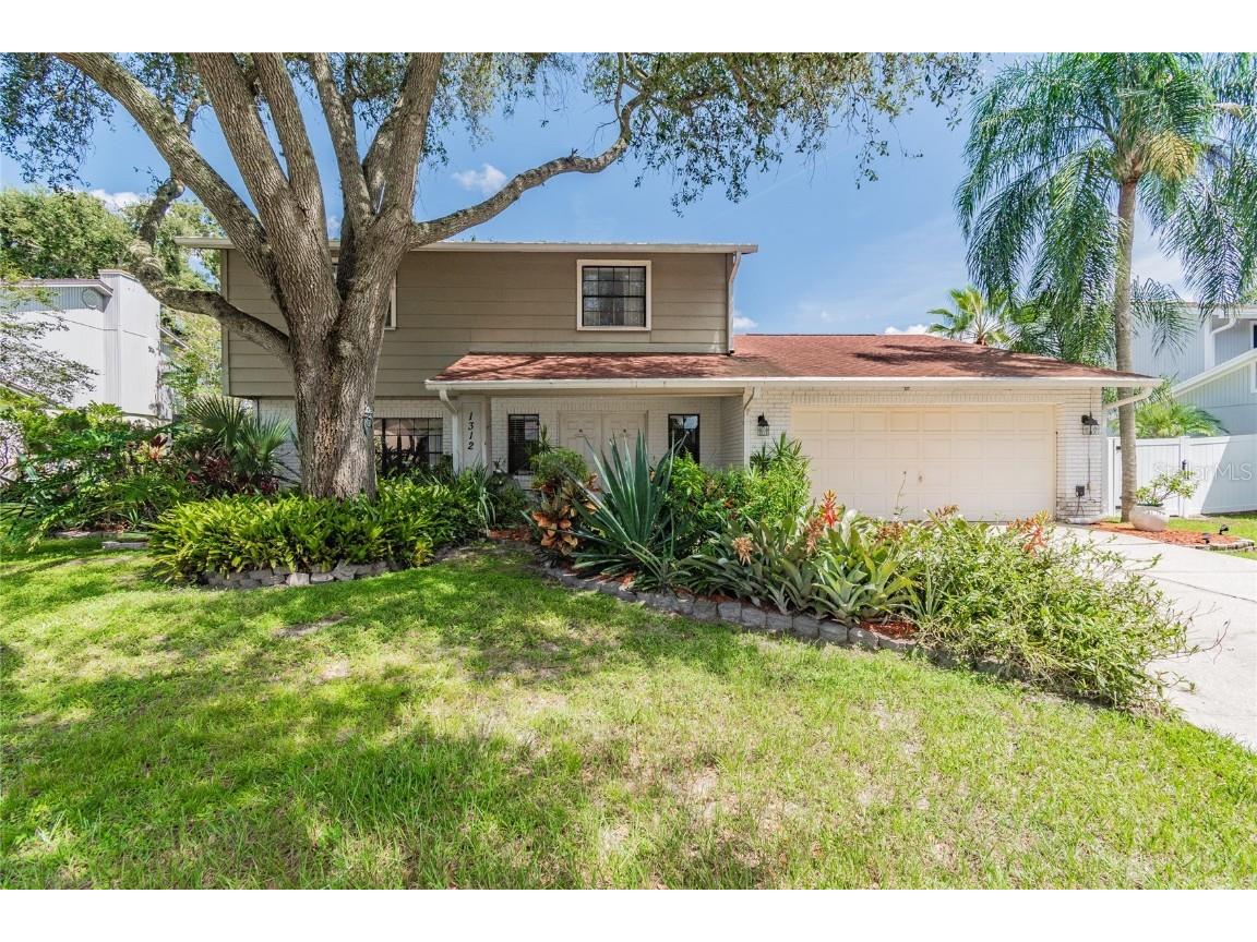 1312 Corner Oaks Drive Brandon FL 33510 T3325164 image1