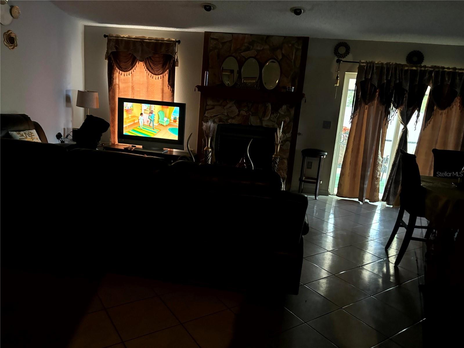 1312 Foxboro Dr. Brandon FL 33511 TB8367447 image5