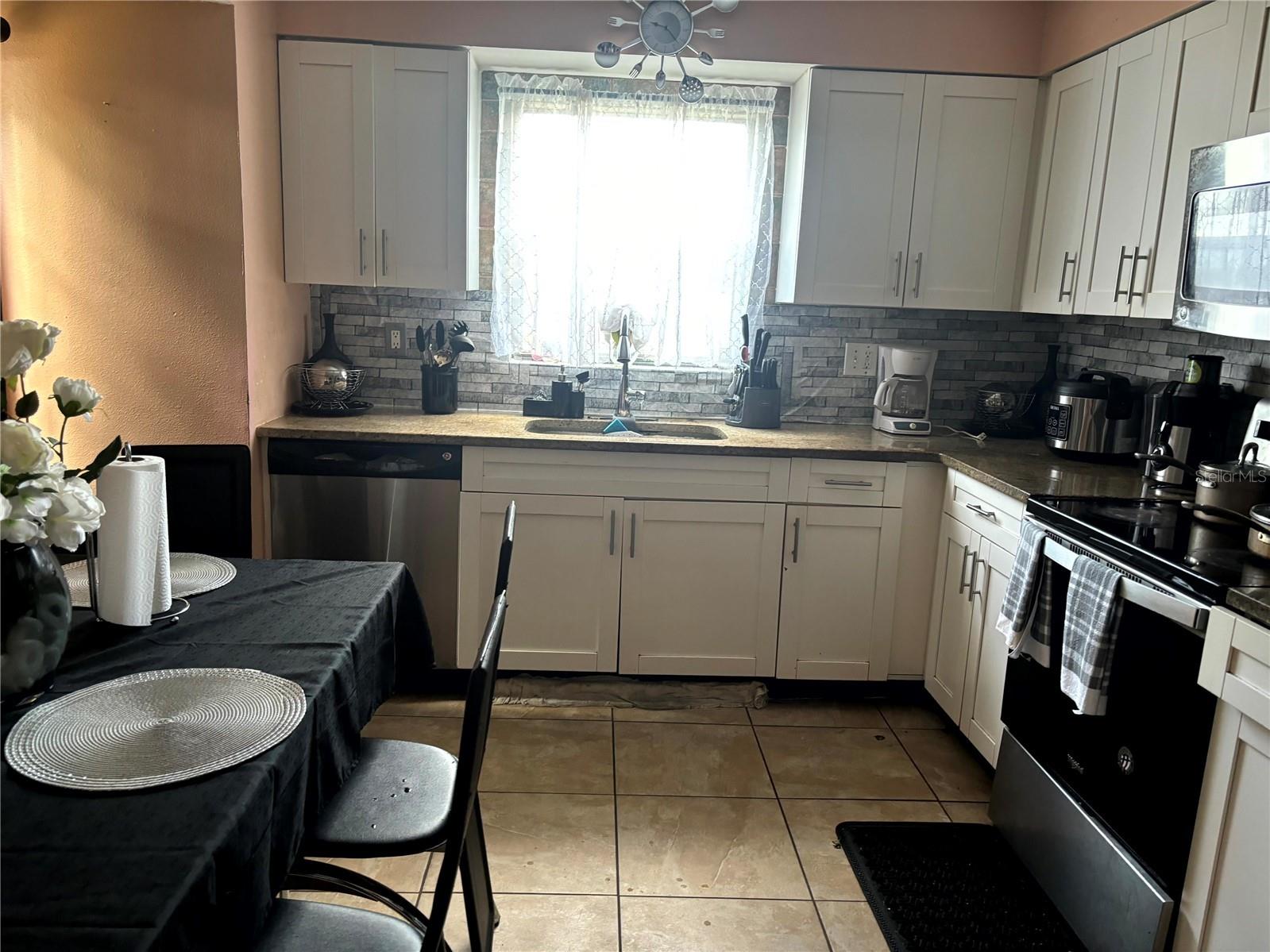 1312 Foxboro Dr. Brandon FL 33511 TB8367447 image7