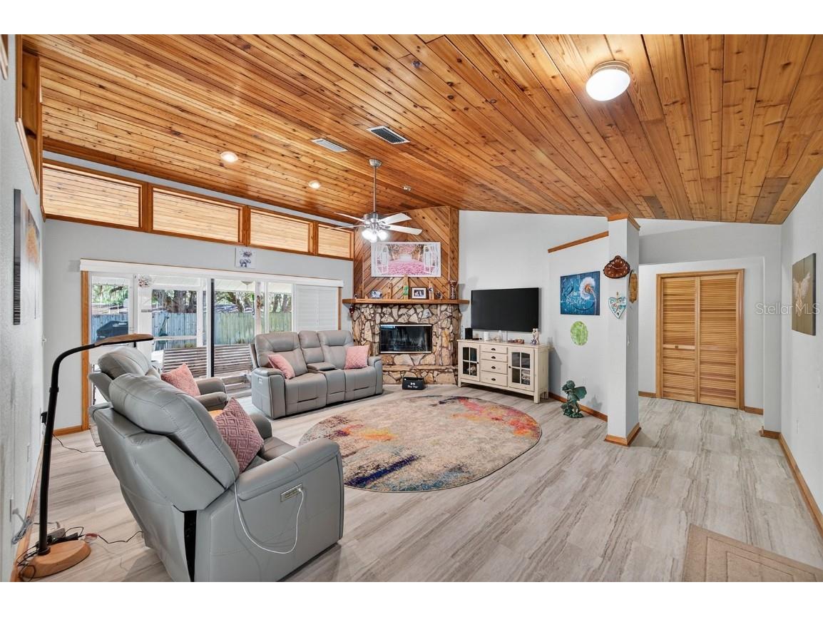 1312 Grove Avenue Tarpon Springs FL 34689 TB8448904 image11