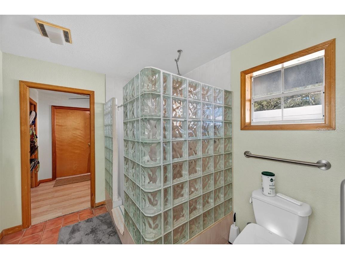 1312 Grove Avenue Tarpon Springs FL 34689 TB8448904 image22