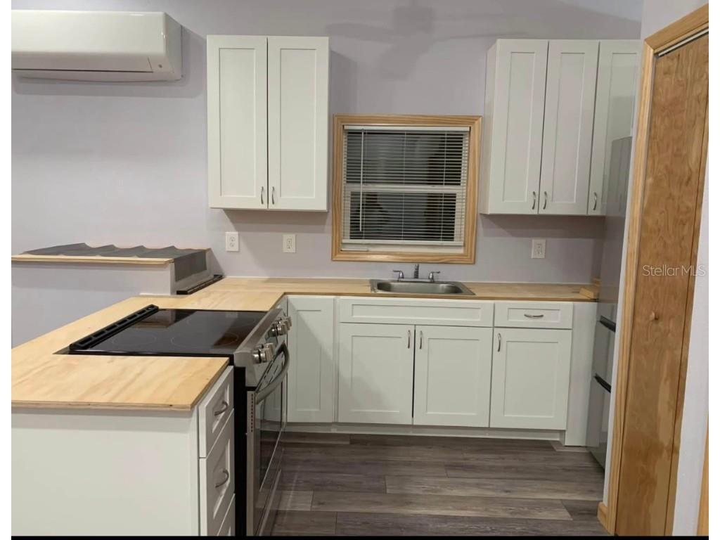 1312 Grove Avenue Tarpon Springs FL 34689 TB8448904 image50