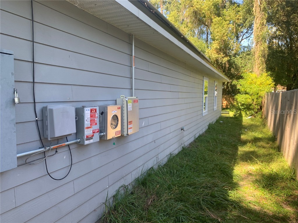 1312 NE 1st Avenue Gainesville FL 32641 TB8446003 image3