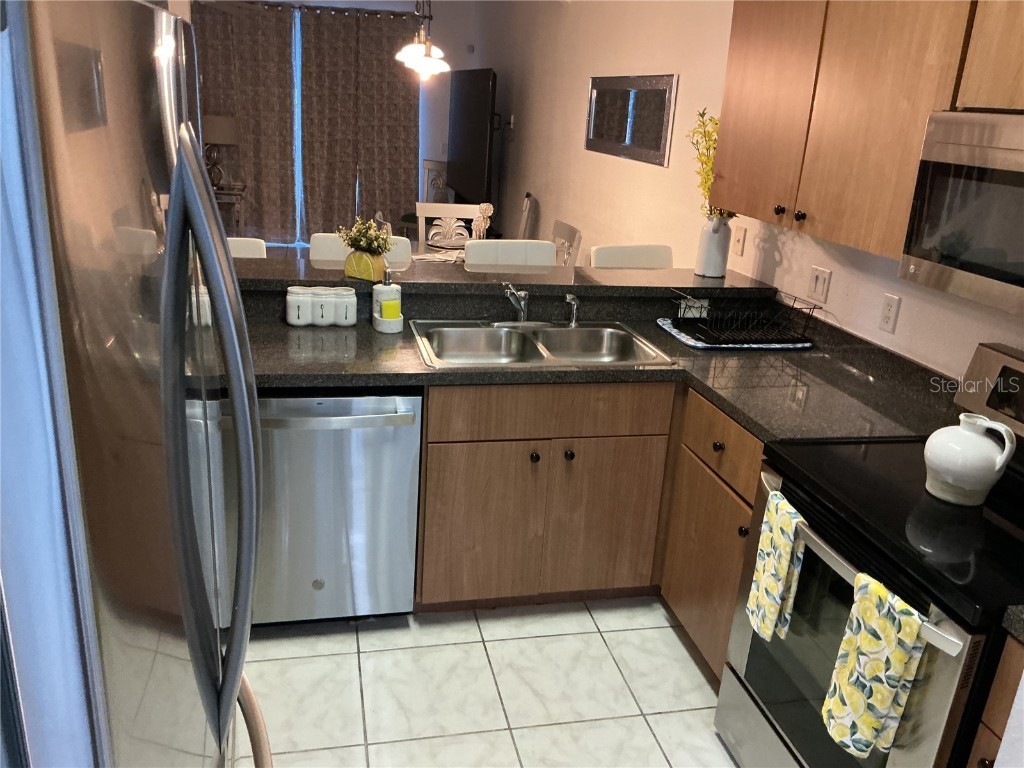 1312 S Beach Circle Kissimmee FL 34746 S5133911 image15