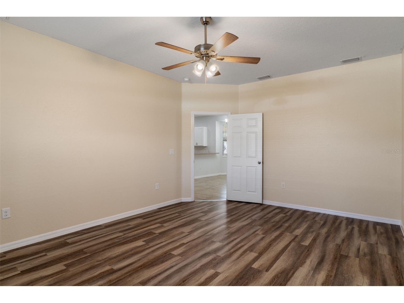 13124 Snowy Plover Avenue Weeki Wachee FL 34614 TB8465862 image16