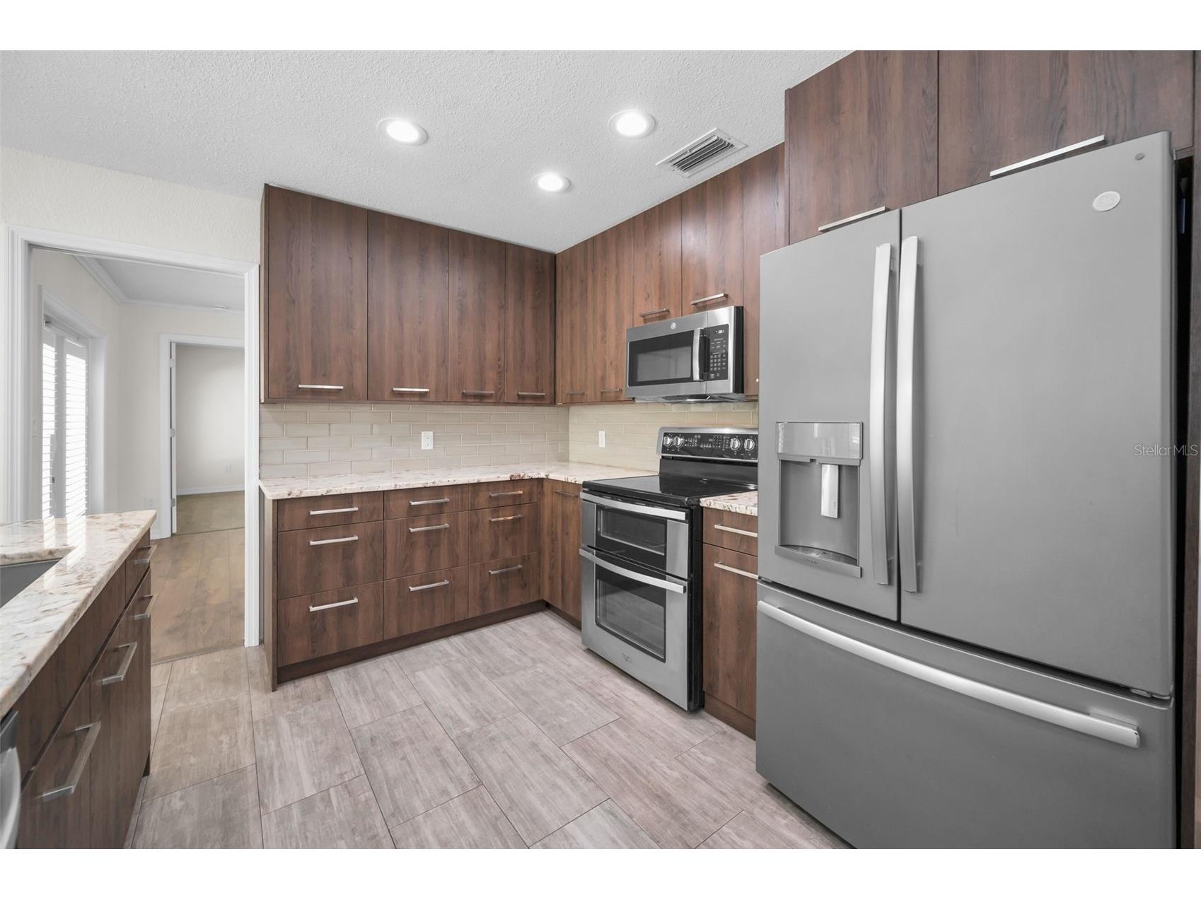 13125 Cimarron Circle N Largo FL 33774 TB8517269 image18