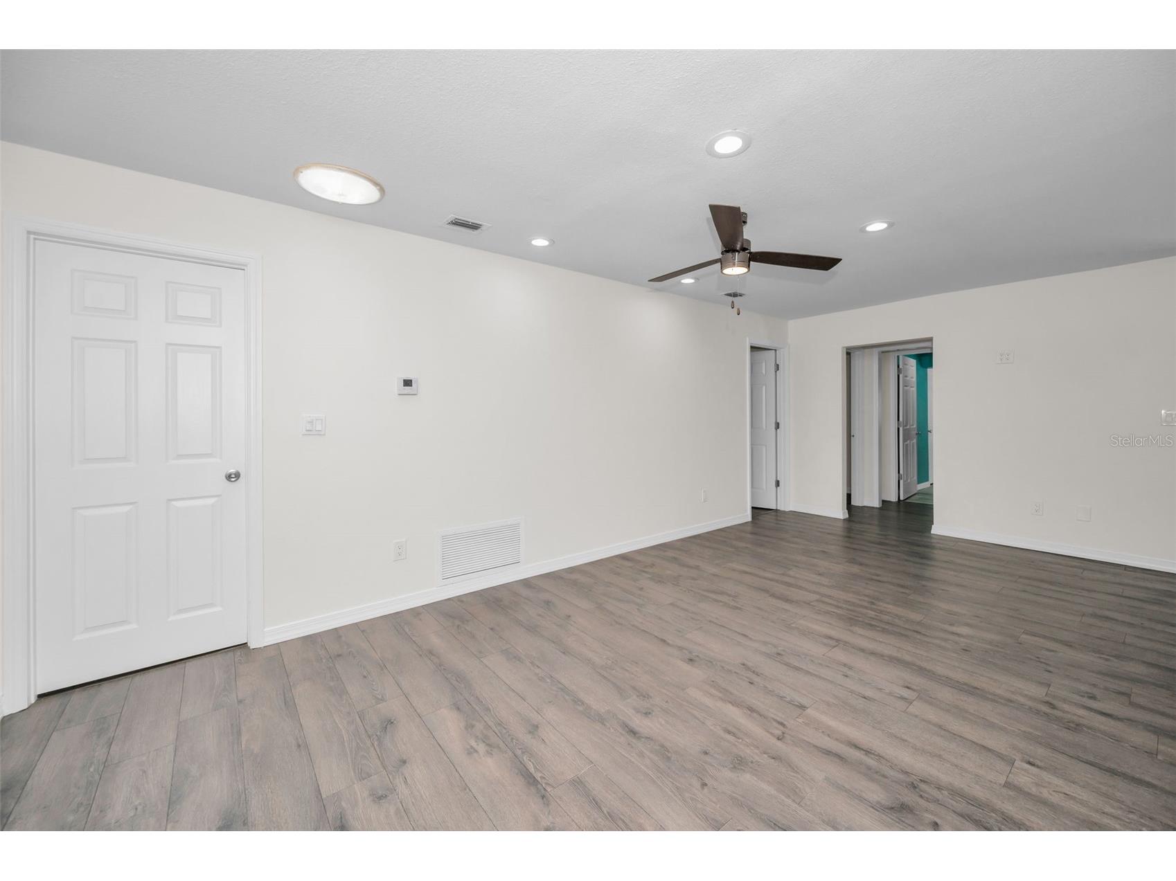 13125 Cimarron Circle N Largo FL 33774 TB8517269 image24