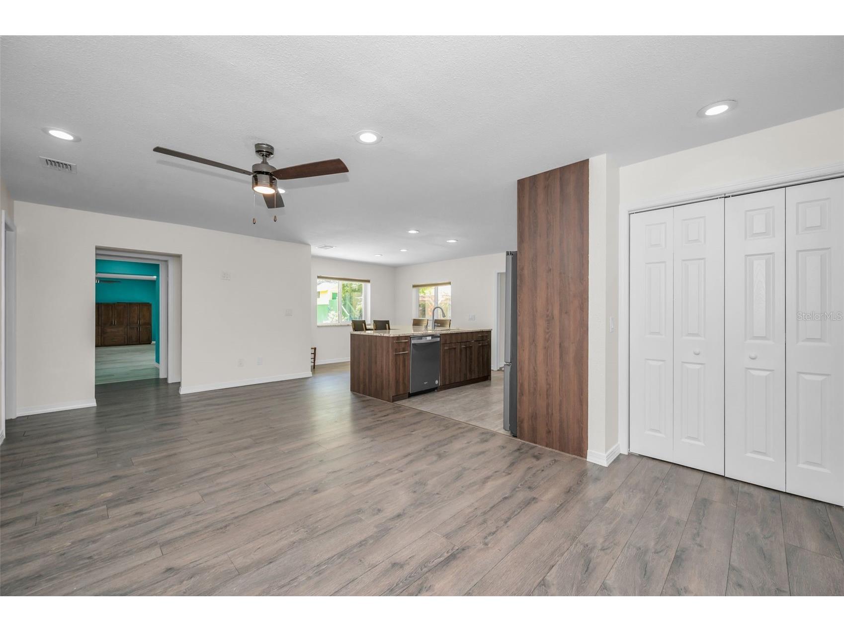 13125 Cimarron Circle N Largo FL 33774 TB8517269 image25