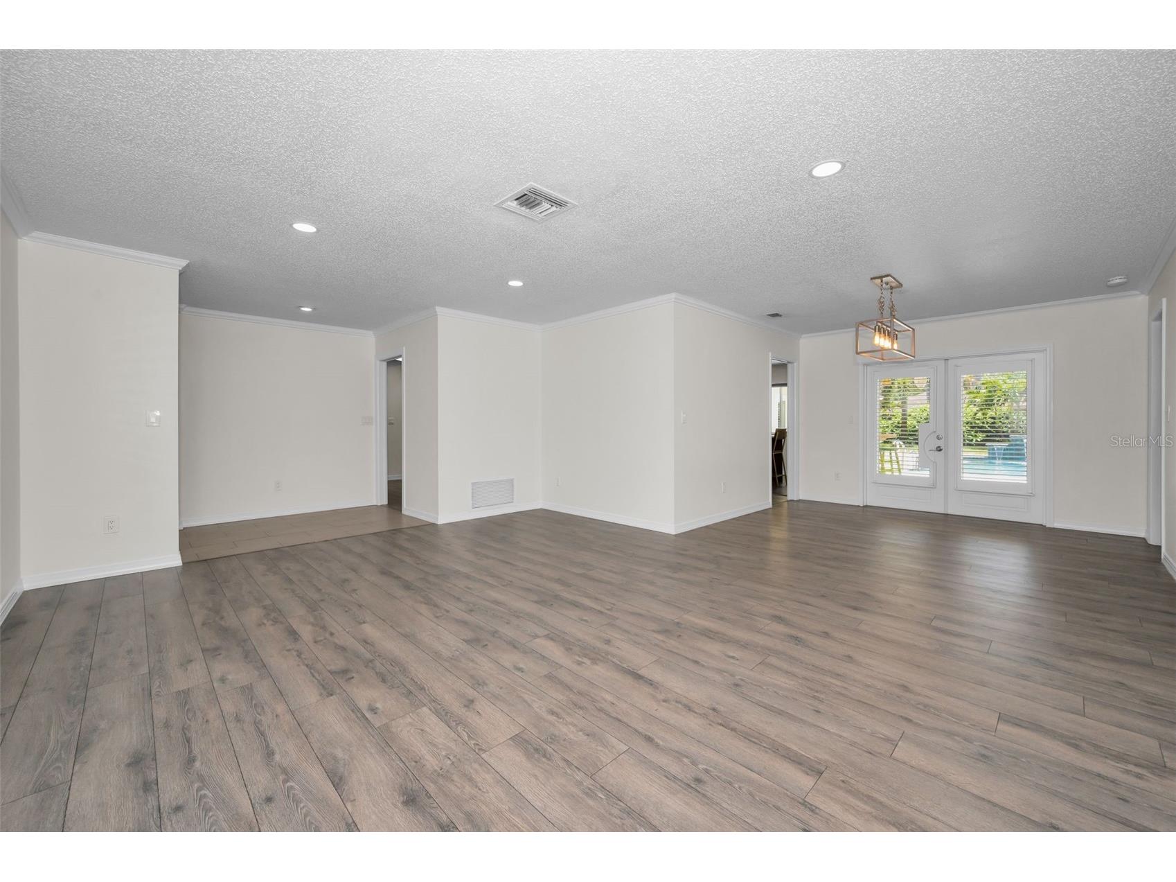 13125 Cimarron Circle N Largo FL 33774 TB8517269 image7