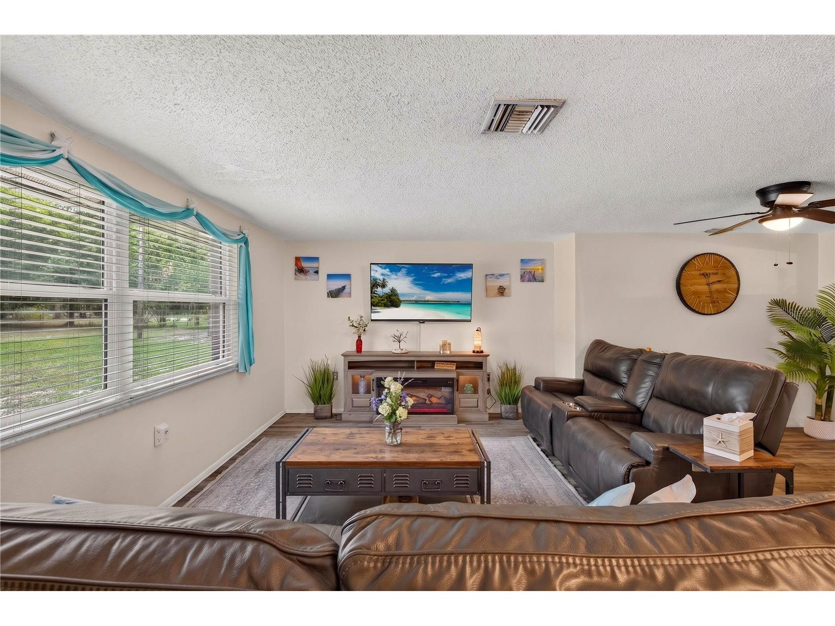 13129 Filbert Street Hudson FL 34669 W7887437 image9