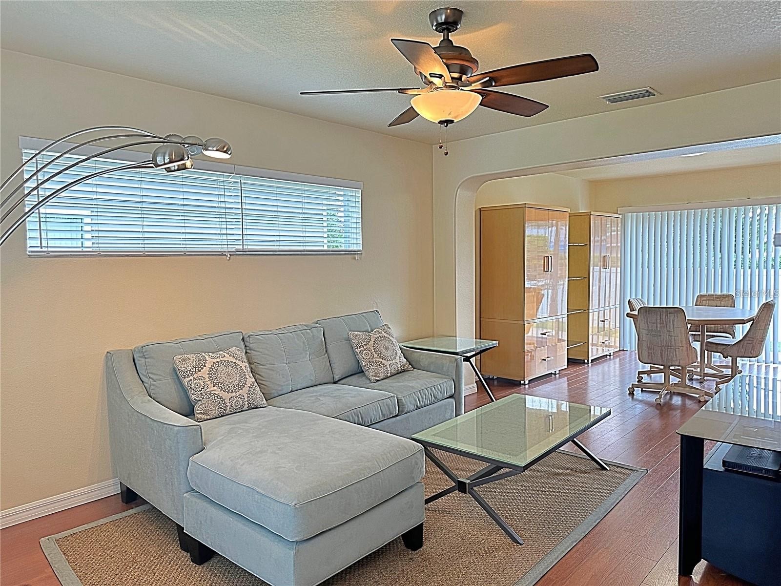 13129 Thoroughbred Loop Largo FL 33773 TB8528842 image2