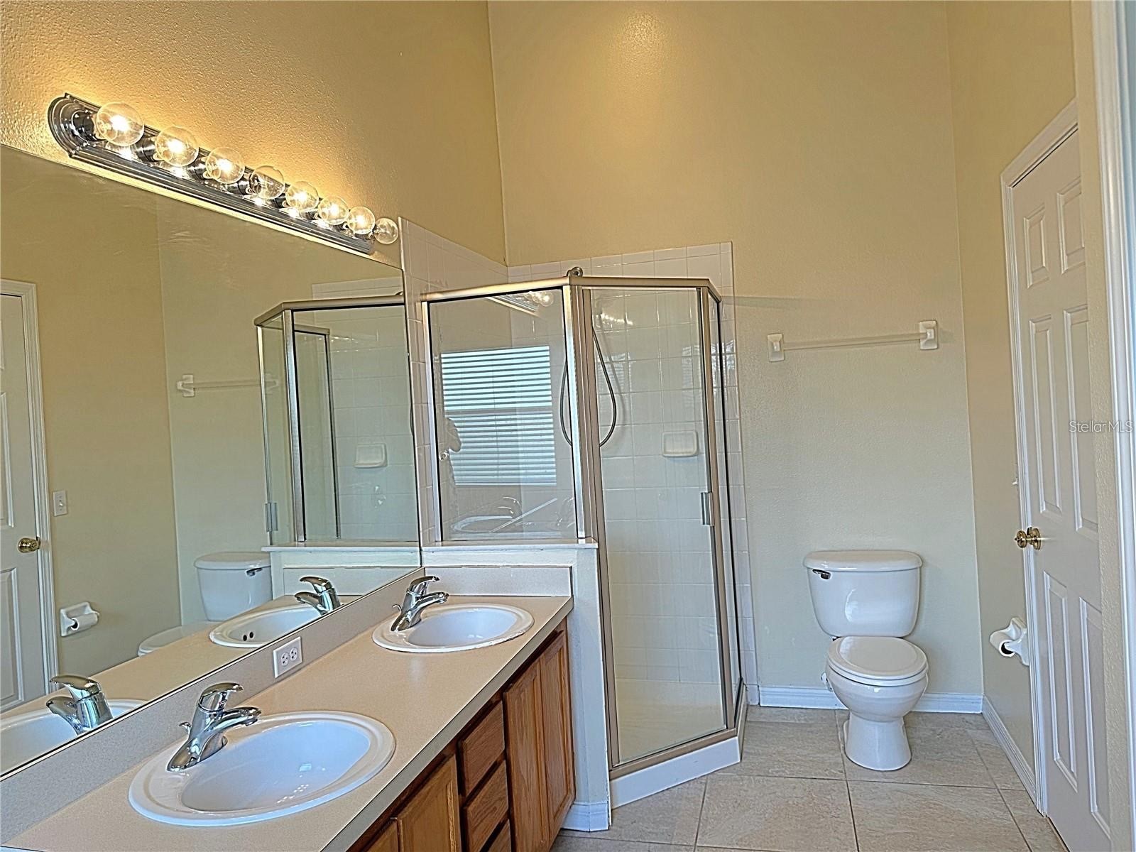 13129 Thoroughbred Loop Largo FL 33773 TB8528842 image23