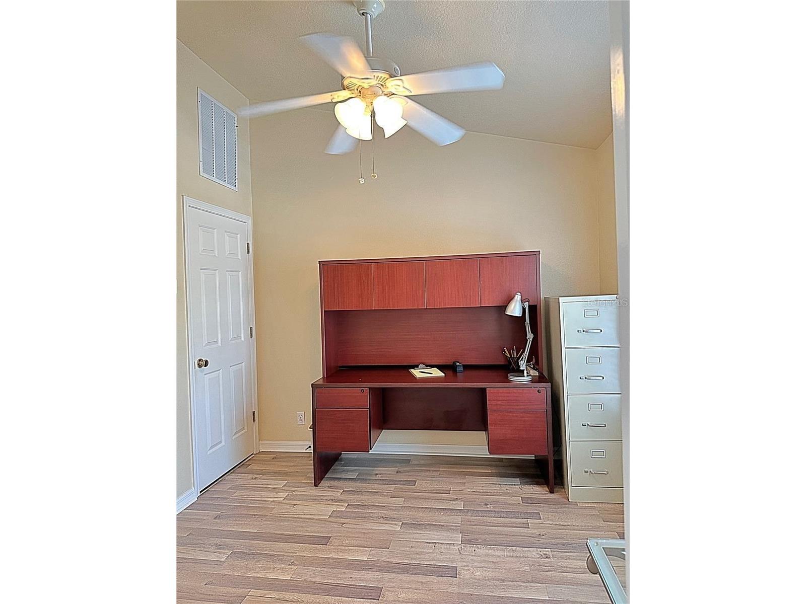 13129 Thoroughbred Loop Largo FL 33773 TB8528842 image30