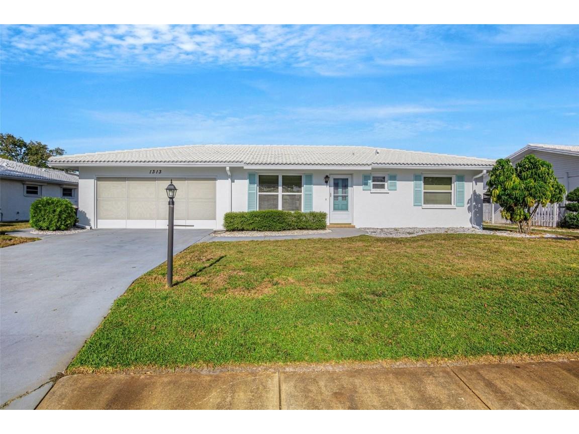 1313 Bottlebrush Drive Bradenton FL 34208 A4588038 image1