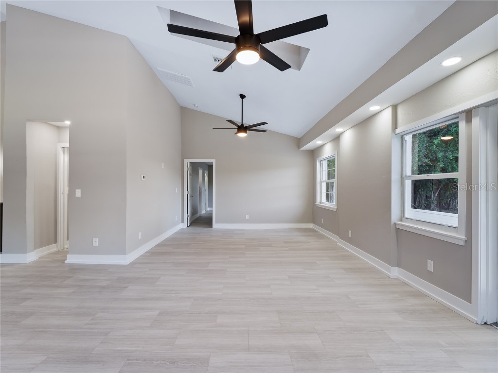 1313 Driftwood Drive North Fort Myers FL 33903 - CALOOSAHATCHEE RIVER C7516765 image17