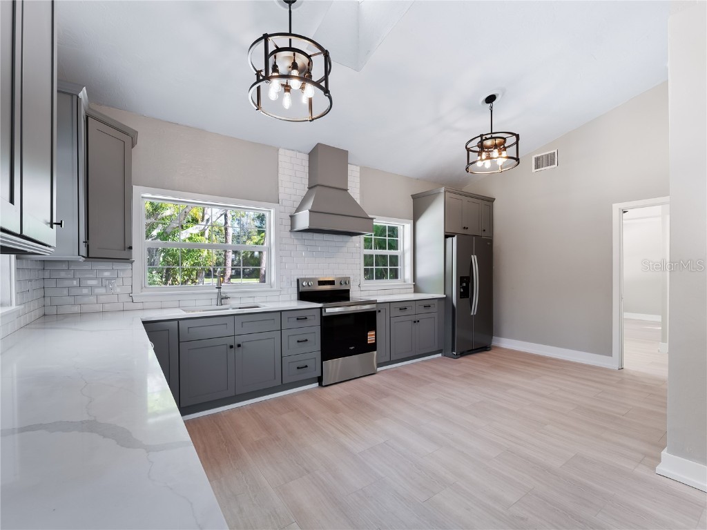 1313 Driftwood Drive North Fort Myers FL 33903 - CALOOSAHATCHEE RIVER C7516765 image39