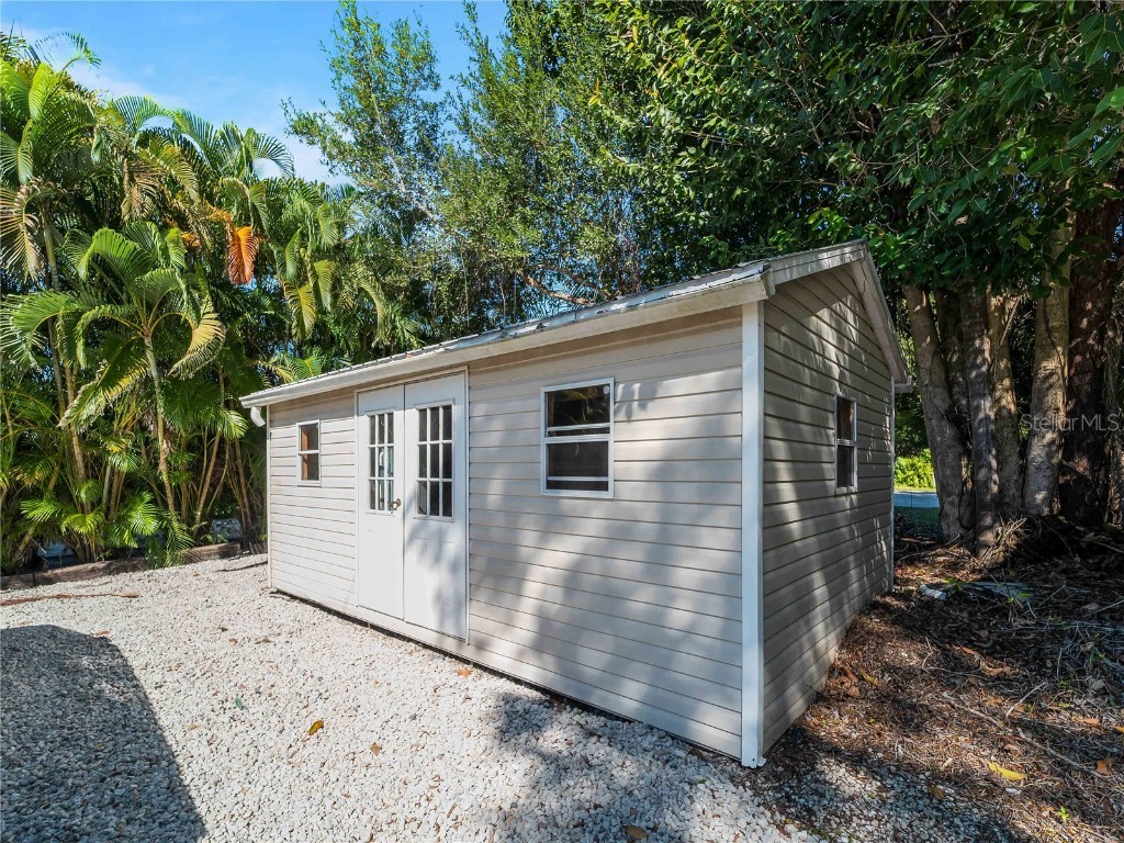 1313 Driftwood Drive North Fort Myers FL 33903 - CALOOSAHATCHEE RIVER C7516765 image49