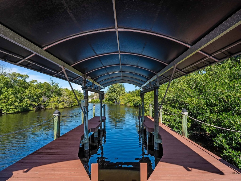 1313 Driftwood Drive North Fort Myers FL 33903 - CALOOSAHATCHEE RIVER C7516765 image55